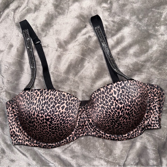 Victorias Secret Cheetah Padded Underwire Bra 36C *Good Condition* - Picture 2 of 4
